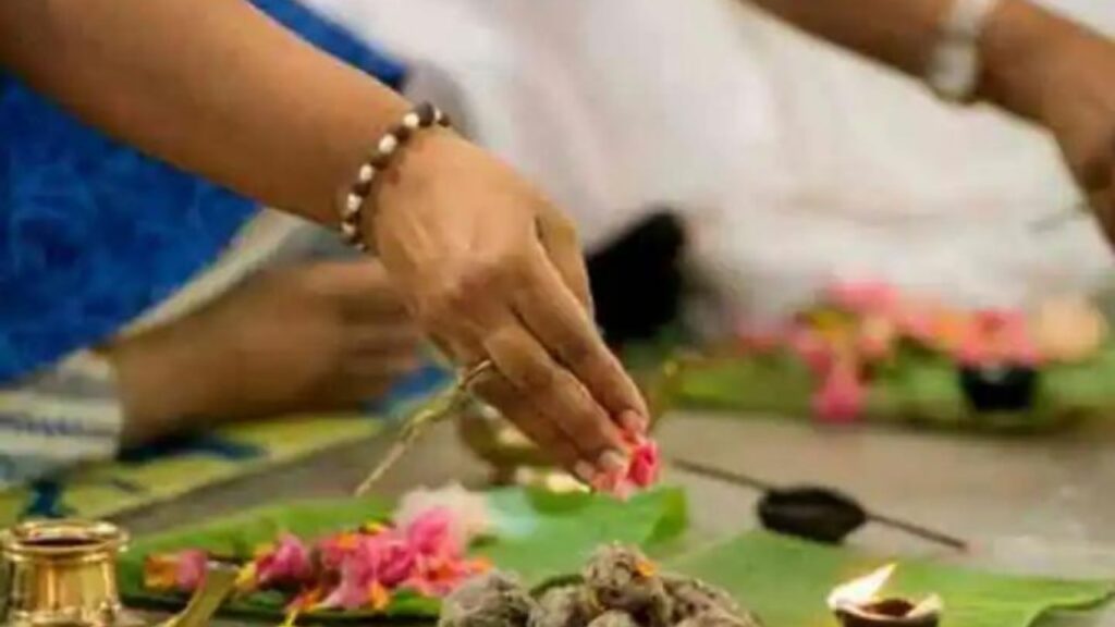 पितृपक्ष- आभार भाव प्रकटन की पंचबलि (4)