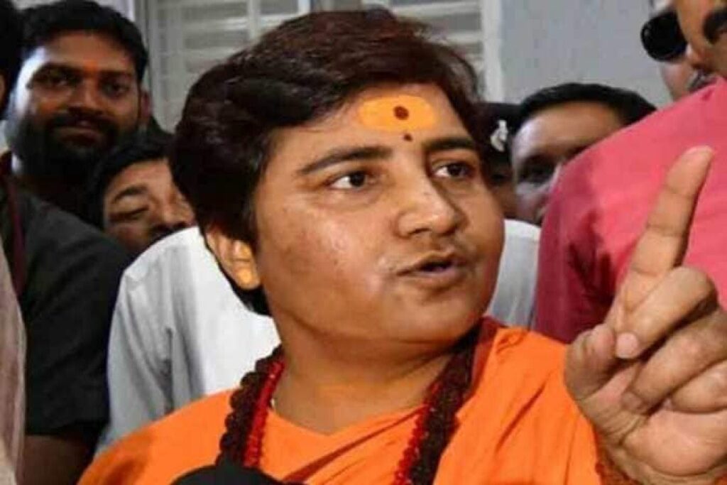 मेरे गोद लिए गए गांवों में पुलिस को रिश्वत देने के लिए लोग बेच देते हैं अपनी बेटियां, प्रज्ञा ठाकुर का वीडियो वायरल
