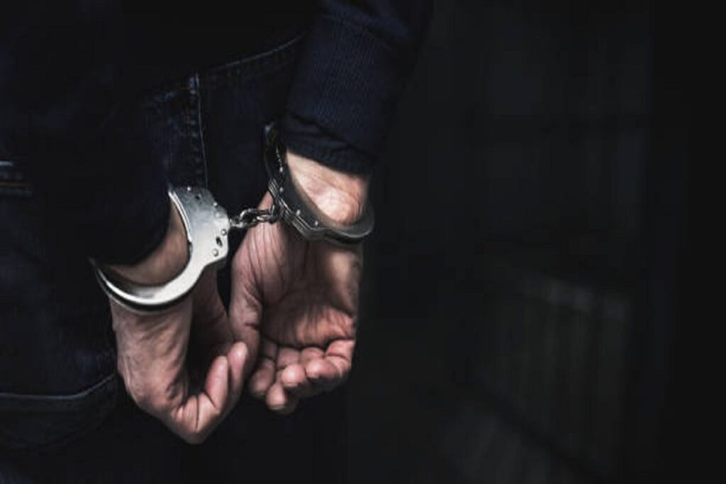सेना के पूर्व सैनिक ने बीजेपी विधायक के खिलाफ किया पोस्ट, पुलिस ने किया गिरफ्तार