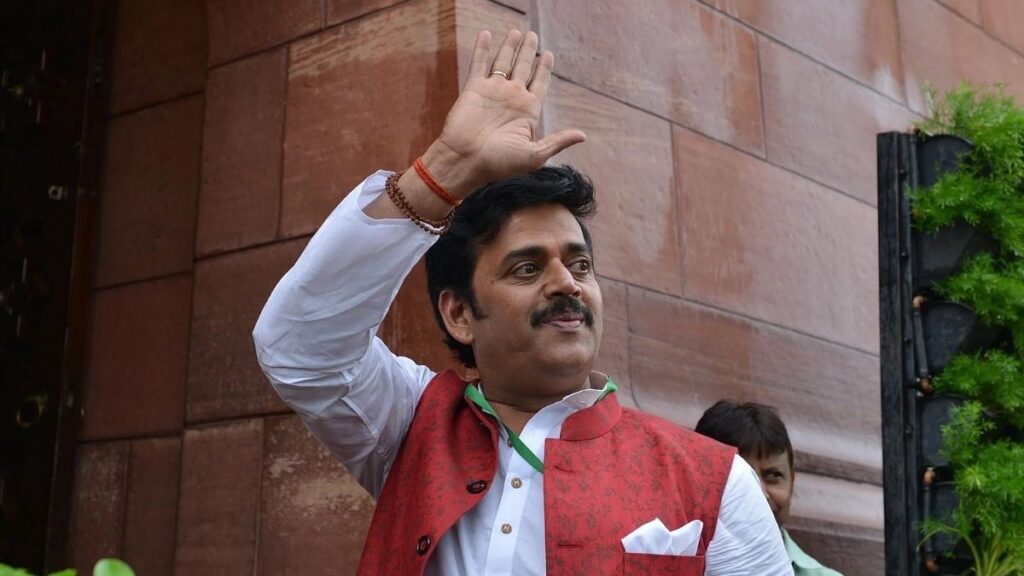 भाजपा सांसद रवि किशन से 3.25 करोड़ रुपये की ठगी, पुलिस ने केस दर्ज कर शुरू की जांच