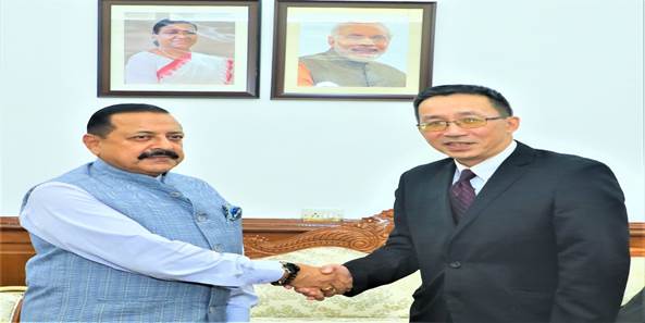 भारत और सिंगापुर के बीच रणनीतिक साझेदारी ने अपना लचीलापन दिखाया है- केंद्रीय मंत्री डॉ जितेंद्र सिंह