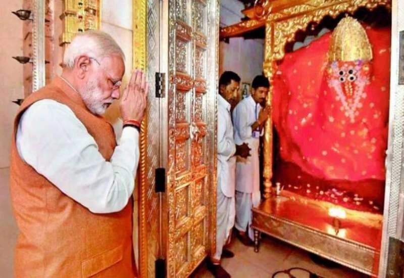 प्रधानमंत्री मोदी ने नवरात्रि के दौरान मां स्कंदमाता का लिया आर्शावाद
