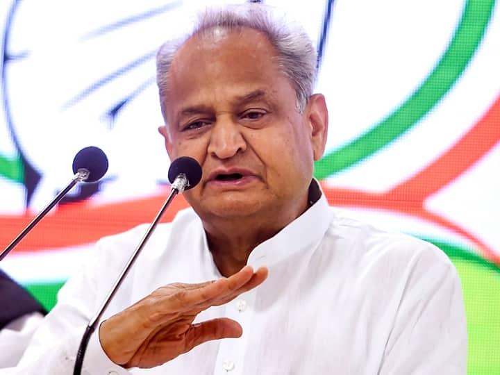 सीएम अशोक गहलोत ने किया ऐलान, कांग्रेस अध्यक्ष पद का चुनाव लड़ेंगे