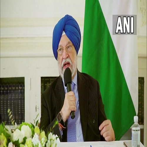 देश में फ्लेक्स-फ्यूल इंजन वाले वाहनों के उत्पादन को बड़े पैमाने पर बढ़ाने की आवश्यकता है- हरदीप एस. पुरी