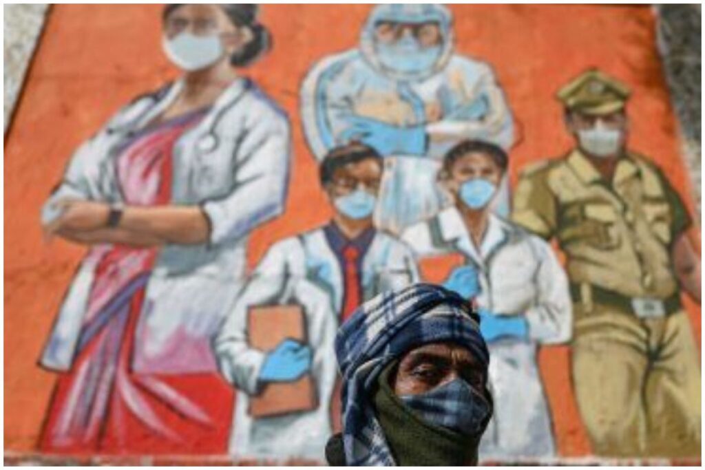 दिल्ली में मास्क की अनिवार्यता खत्म, नहीं देना होगा 500 रुपये का जुर्माना, जानें नई गाइडलाइंस