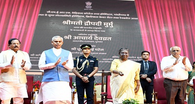राष्ट्रपति द्रौपदी मुर्मु ने किया साबरमती आश्रम का दौरा, स्वास्थ्य, सिंचाई, जल आपूर्ति और बंदरगाह विकास से संबंधित परियोजनाओं का किया शिलान्यास
