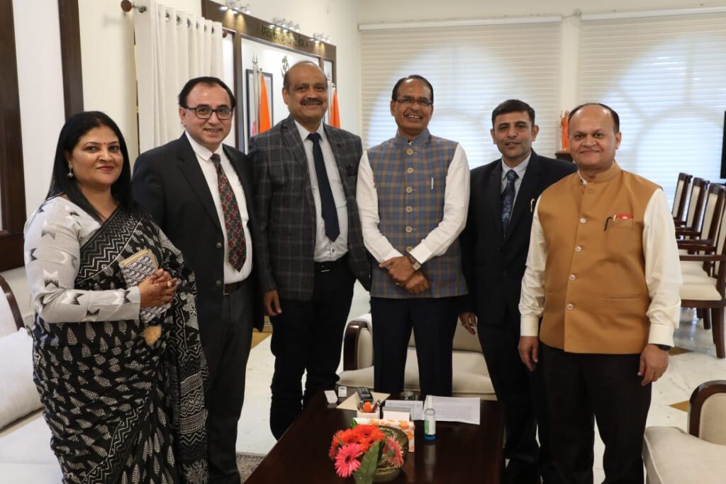 सीएम शिवराज सिंह चौहान से मध्यप्रदेश न्यायाधीश संघ के पदाधिकारियों के प्रतिनिधिमंडल ने की भेंट