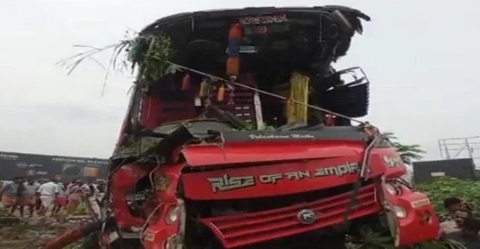 केरल के पलक्कड़ में दर्दनाक हादसा, आपस में टकरा गई दो बसें, 9 की मौत, 40 घायल