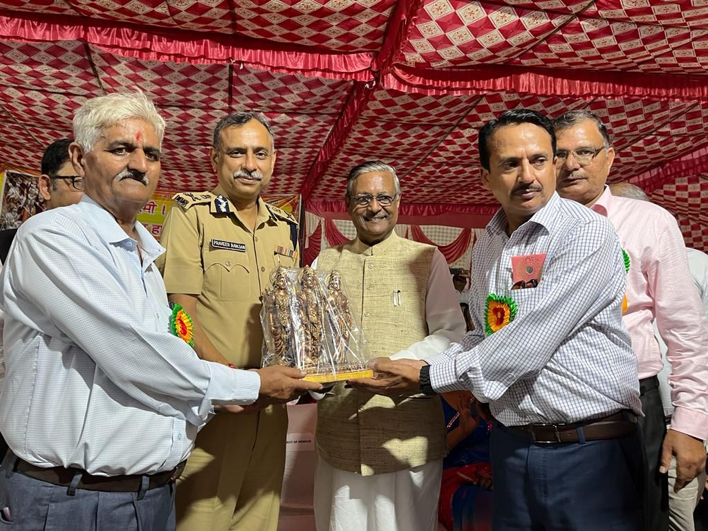 भ्रष्टाचार सहित सभी बुराईयों को पराजित करने के संकल्प करने का समय – सत्य पाल जैन