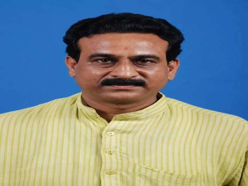 बीजद ने बागी पूर्व विधायक को पार्टी से किया निष्कासित