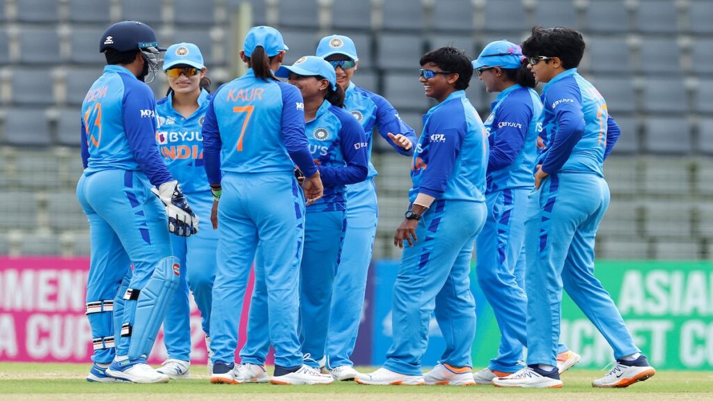 थाईलैंड vs भारत: थाईलैंड को 74 रन से हराकर फाइनल में पहुंची टीम इंडिया