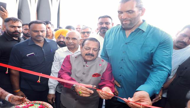खली का वेलनेस सेंटर पीएम मोदी की ‘फिट इंडिया’ और ‘खेलो इंडिया’ पहल जैसी प्रमुख योजनाओं को समर्पित है- डॉ. जितेंद्र सिंह