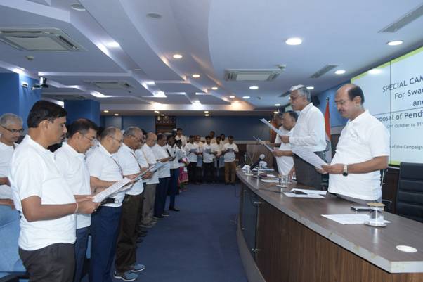 सड़क परिवहन और राजमार्ग मंत्रालय ने गांधी जयंती पर आरंभ किया विशेष अभियान 2.0