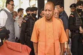 विजयदशमी पर गोरखपुर में सीएम योगी का जनता दरबार, बोले- सबके साथ इंसाफ होगा