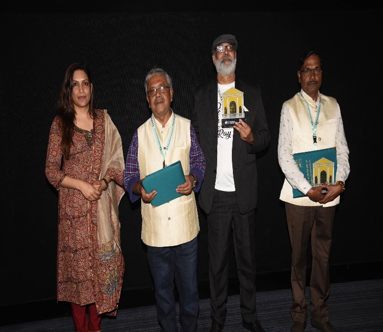 – “अदर रे: द आर्ट ऑफ सत्यजीत रे” फिल्मकार सत्यजीत रे की रचनात्मक प्रतिभा की जड़ों तक पहुंचने की कोशिश है: जयदीप मुखर्जी