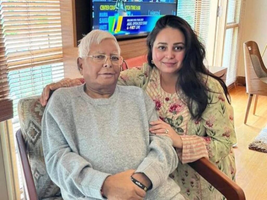 आरजेडी प्रमुख लालू यादव का जल्द ही होगा ट्रांसप्लांट, बेटी रोहिणी आचार्य दान करेंगी किडनी