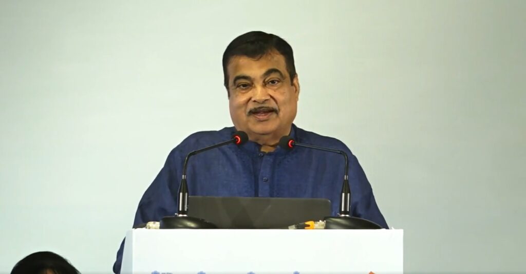 नितिन गडकरी ने हरियाणा में भारतमाला परियोजना के अंतर्गत 1322.13 करोड़ रुपये की लागत से एनएच-148बी के भिवानी-हांसी सड़क सेक्शन को 4-लेन का बनाने की मंजूरी दी