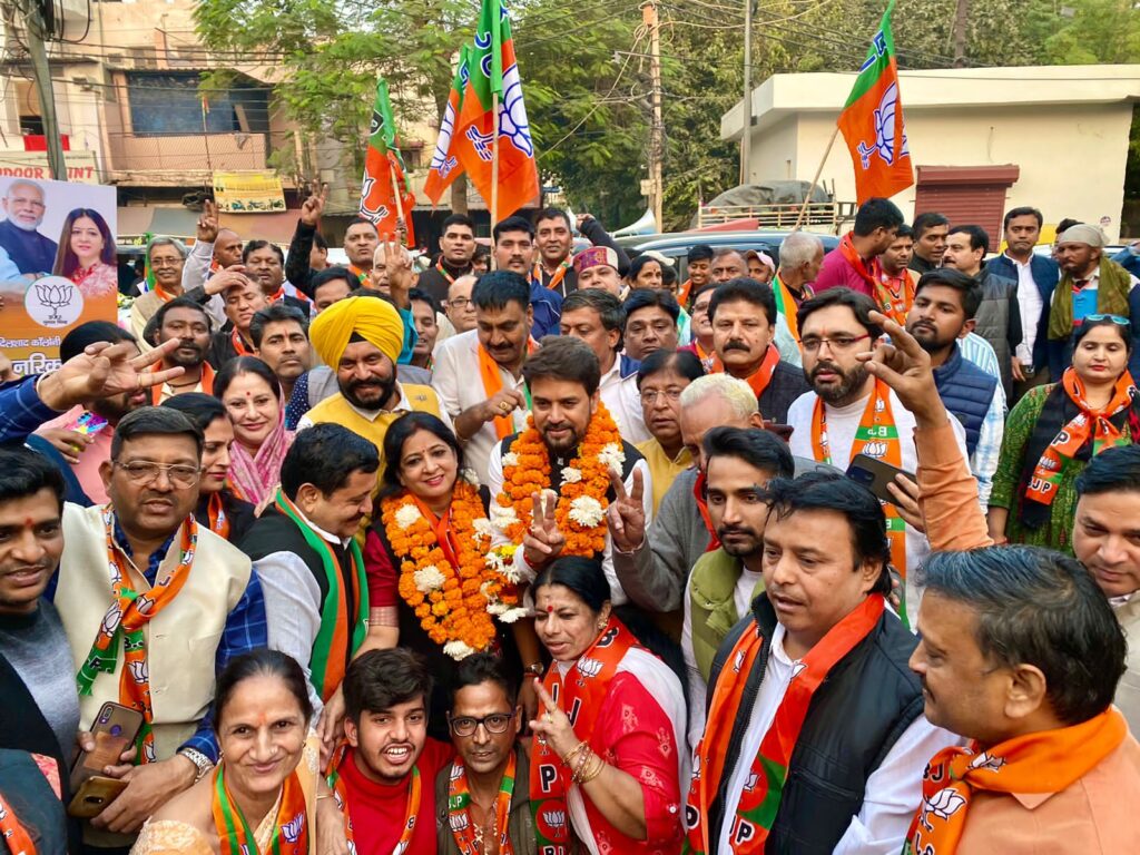 राजस्थान में अनुराग सिंह ठाकुर ने गहलोत सरकार पर साधा निशाना, कहा- महिलाओं, दलितों के नाम पर हो रहे अपराध
