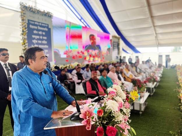 श्री नितिन गडकरी ने बिहार के रोहतास में सोन नदी पर पंडुका के पास 1.5 किलोमीटर लंबे 2-लेन वाले एलिवेटेड पुल का शिलान्यास किया