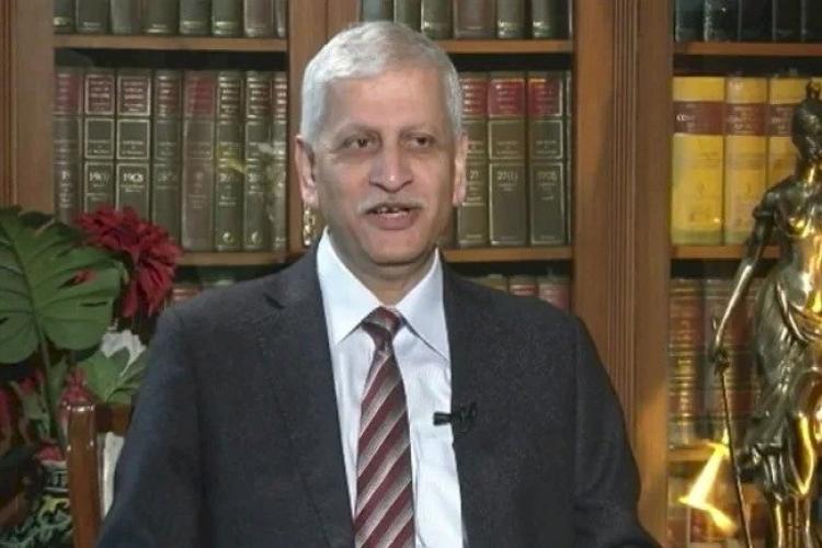 कॉलेजियम सिस्टम पर उठे सवालों पर बोले पूर्व CJI, प्रक्रिया पूरी तरह से संतुलित