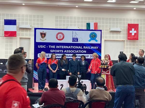 यूएसआईसी इंटरनेशनल रेलवे स्पोर्ट्स एसोसिएशन टेबल टेनिस चैम्पियनशिप में कुल पांच टीमों – चेक गणराज्य, डेनमार्क, फ्रांस, स्विट्जरलैंड और भारत ने हिस्सा लिया
