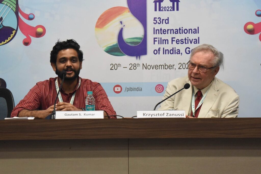 ये फिल्म संकेत देती है कि दिक्कतें हैं लेकिन जरूरी नहीं कि वे भौतिक संसार से जुड़ी हों: निर्देशक करज़िस्तोफ़ जानुसी