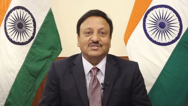 नेपाल के आगामी चुनावों के लिए अंतर्राष्ट्रीय पर्यवेक्षक के तौर पर आमंत्रित किए गए मुख्य चुनाव आयुक्त राजीव कुमार