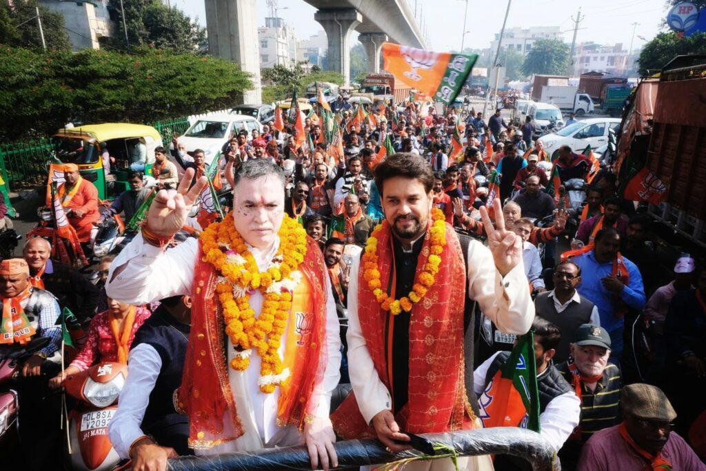 केजरीवाल के भ्रष्टाचार, झूठे दावों से दिल्ली बेहाल: अनुराग ठाकुर