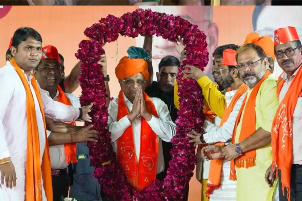 बीजेपी के नवनिर्वाचित विधायकों की बैठक आज, राज्यपाल से मुलाकात कर सरकार बनाने का दावा पेश करेंगे भूपेंद्र पटेल