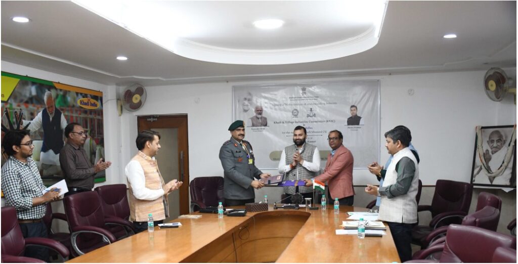 केवीआईसी और असम राइफल्स के बीच समझौता ज्ञापन पर हस्ताक्षर; अर्धसैनिक बल अब खादी सरसों के तेल का स्वाद चखेंगे