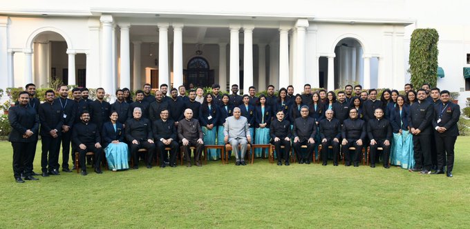 किसी व्यक्ति को सफल बनाने का सर्वोत्तम तरीका उसे जवाबदेह बनाना है- उपराष्ट्रपति धनखड़