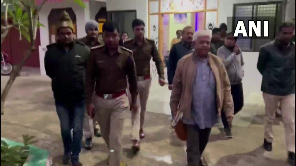 कांग्रेस नेता और पूर्व मंत्री राजा पटेरिया गिरफ्तार, पीएम मोदी की हत्या करने को तैयार रहे….दिया था बयान