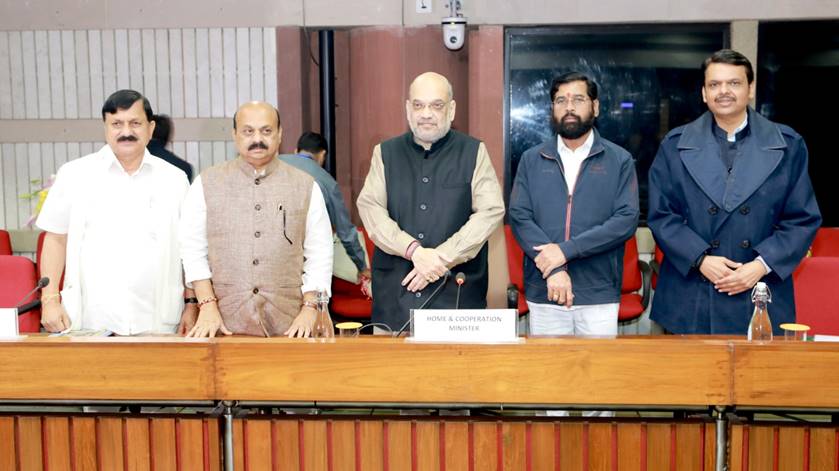 महाराष्ट्र व कर्नाटक के बीच सीमा विवाद: सर्वोच्च न्यायालय का निर्णय आने तक कोई भी राज्य एक-दूसरे की भूमि पर दावा नहीं करेगा- अमित शाह