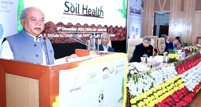 देशभर में किसानों को 22 करोड़ मृदा स्वास्थ्य कार्ड वितरित- केंद्रीय कृषि मंत्री