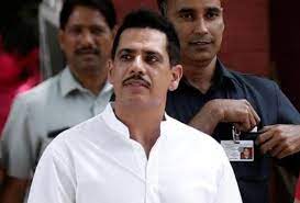 मनी लॉन्ड्रिंग केस में रॉबर्ट वाड्रा और उनकी मां की मुसीबत बढ़ी, हाईकोर्ट ने खारिज की याचिका