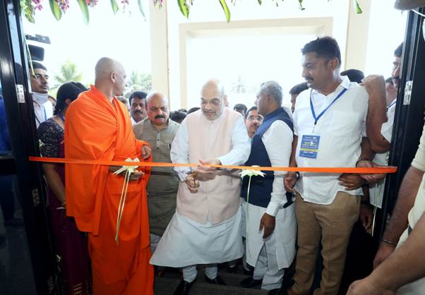 आज जिस मेगा डेयरी का उद्घाटन हुआ है वह प्रतिदिन 10 लाख लीटर दूध प्रोसेस करेगी- अमित शाह