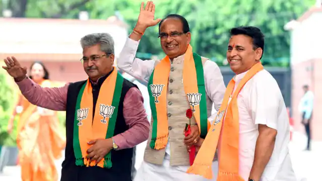मध्य प्रदेश में विधानसभा चुनाव के मद्देनजर शीर्ष स्तर पर सत्ता और संगठन में फ़िलहाल बदलाव नहीं…