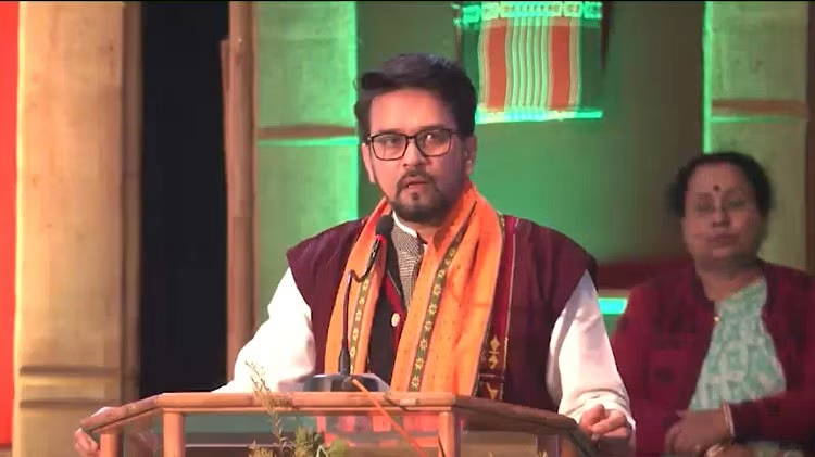 नेताजी से डरते थे अंग्रेज: केंद्रीय मंत्री अनुराग ठाकुर