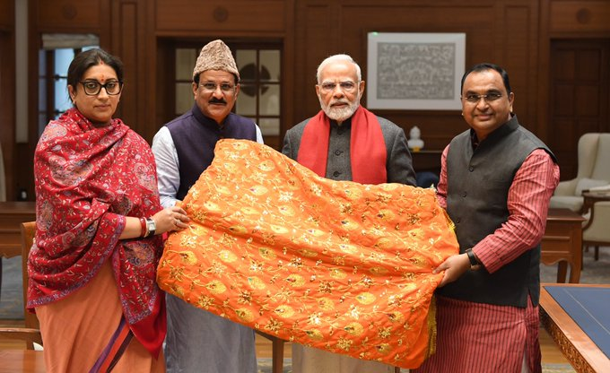 प्रधानमंत्री ने अजमेर शरीफ दरगाह में उर्स पर चढ़ाई जाने वाली चादर भेंट की