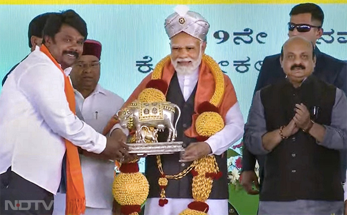 प्रधानमंत्री ने कर्नाटक के यादगिरी जिले में कई विकास परियोजनाओं का उद्घाटन किया