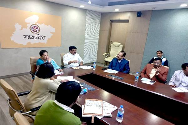 खेलो इंडिया एंथम को प्राथमिकता से चलाएँ : मंत्री श्रीमती सिंधिया