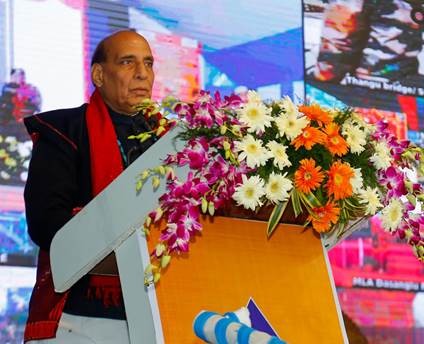 भारत युद्ध में विश्वास नहीं करता, लेकिन अगर इसे थोपा गया तो हम लड़ने के लिए तैयार हैं: राजनाथ सिंह