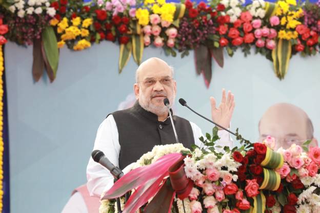 गांधीनगर जिले में एक साल के अंदर बांटे गये आयुष्मान भारत कार्डों की संख्या 42 प्रतिशत से बढ़कर 92 प्रतिशत हो गयी है- अमित शाह