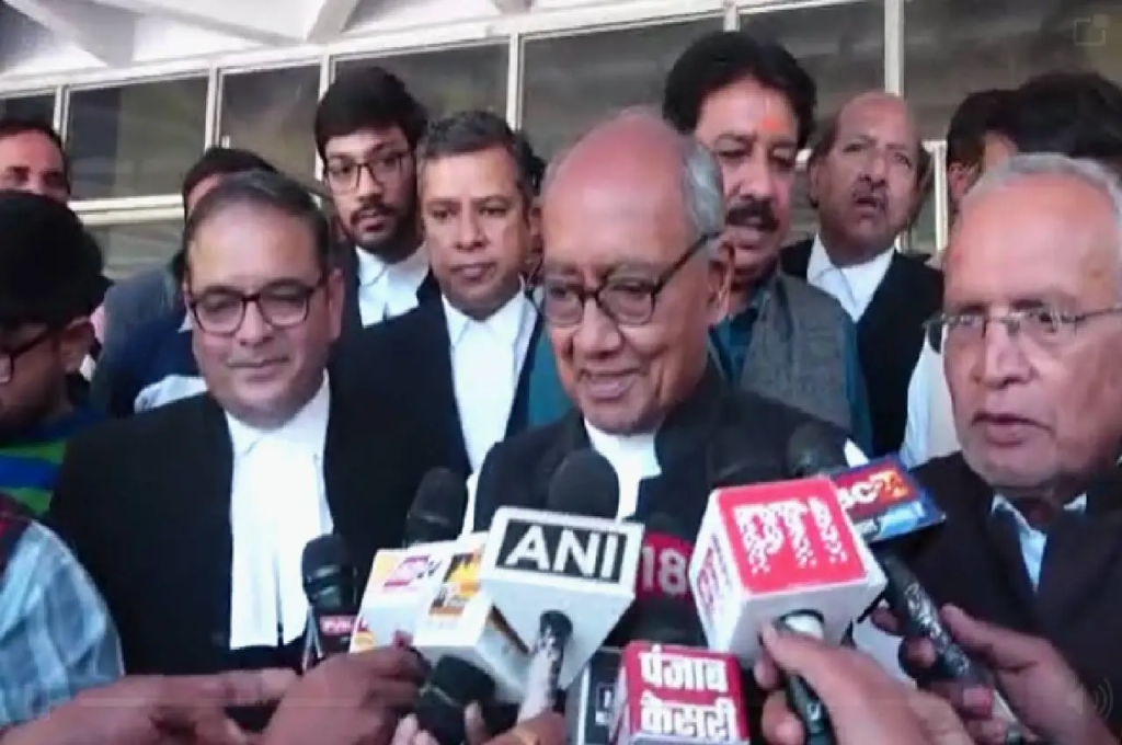 दिग्विजय सिंह को बीजेपी नेता द्वारा मानहानि के मामले में मिली बेल, बोले- मुझ पर 4 राज्यों में प्रकरण चल रहे हैं