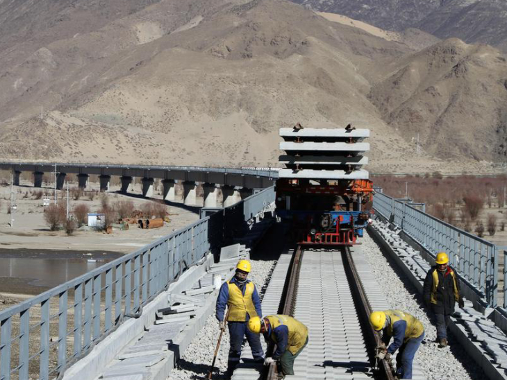 भारत अब नेपाल में रोड, रेल लाइन बनवा रहा भारत, दोनों देशों के बीच सीमा चौकियों के विकास और नई चौकियों के निर्माण पर भी जोर
