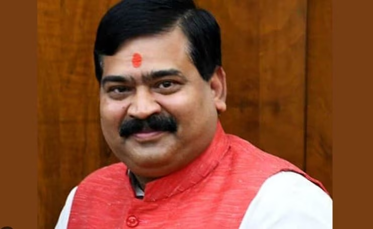 लखनऊ के बाद अब इस जिले का नाम बदल सकता है नाम, राजभर के बेटे ने सीएम योगी को लिखा पत्र