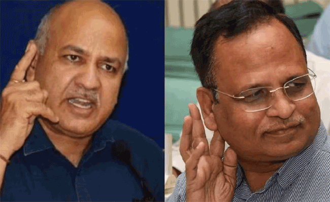 जेल में बंद दिल्ली सरकार के अलग-अलग मामलों में आरोपी मंत्री ,मनीष सिसोदिया और सत्येंद्र जैन ने दिया इस्तीफा