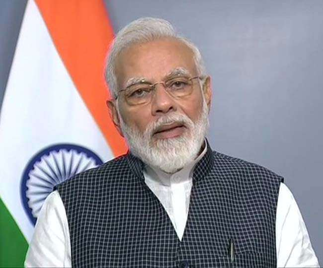 प्रधानमंत्री ने पुनर्चक्रण के लिए बेंगलुरु के हृदय रोग विशेषज्ञ और उनके बेटे के प्रयासों की सराहना की