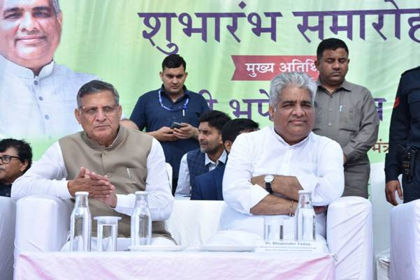 भूपेंद्र यादव ने पांच राज्यों में अरावली पर्वत श्रृंखला के आसपास के 5 किमी के बफर क्षेत्र को हरित बनाने की एक बड़ी पहल के रूप में अरावली ग्रीन वाल परियोजना का शुभारम्भ किया