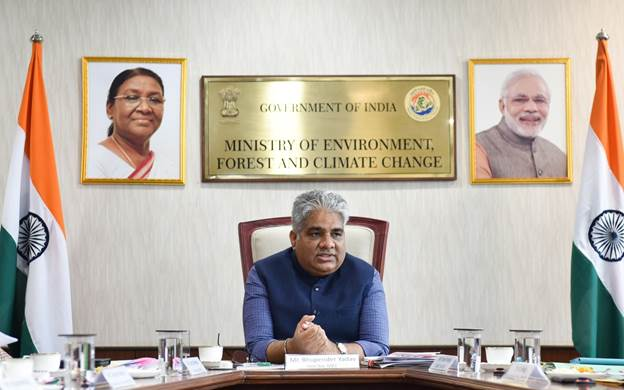 सरकार, टिकाऊ, जलवायु लचीली तटीय अवसंरचना और तटीय समुदायों की आजीविका पर फोकस के साथ नीली अर्थव्यवस्था को बहुत महत्व देती हैः भूपेन्द्र यादव